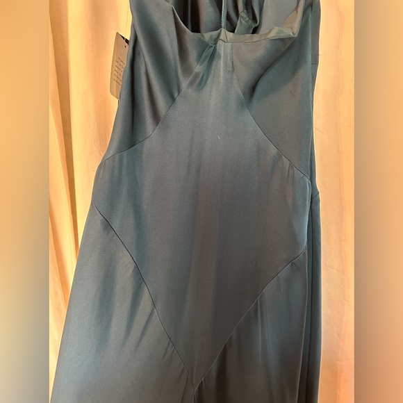 NWT Jones New York Dress, Size 8, Peacock Blue Pleated Back, 100% Silk - Picture 9 of 10